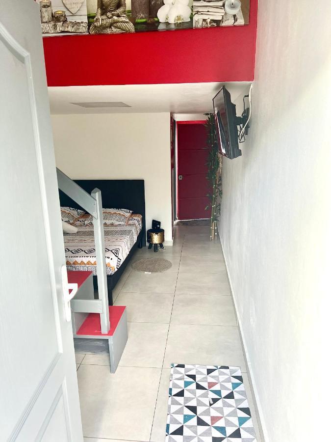 Petit Chalet Baie-Mahault Bagian luar foto